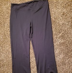 Under Armour athletic pants XL